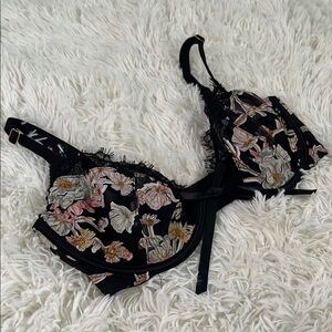 Victoria's Secret Black Bra with Romantic Floral Design